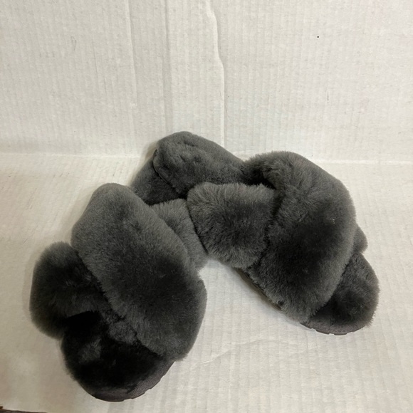 1. EMU Australia Mayberry  Sheepskin Slippers - Picture 7 of 16